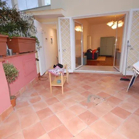 Mergellina Apartment